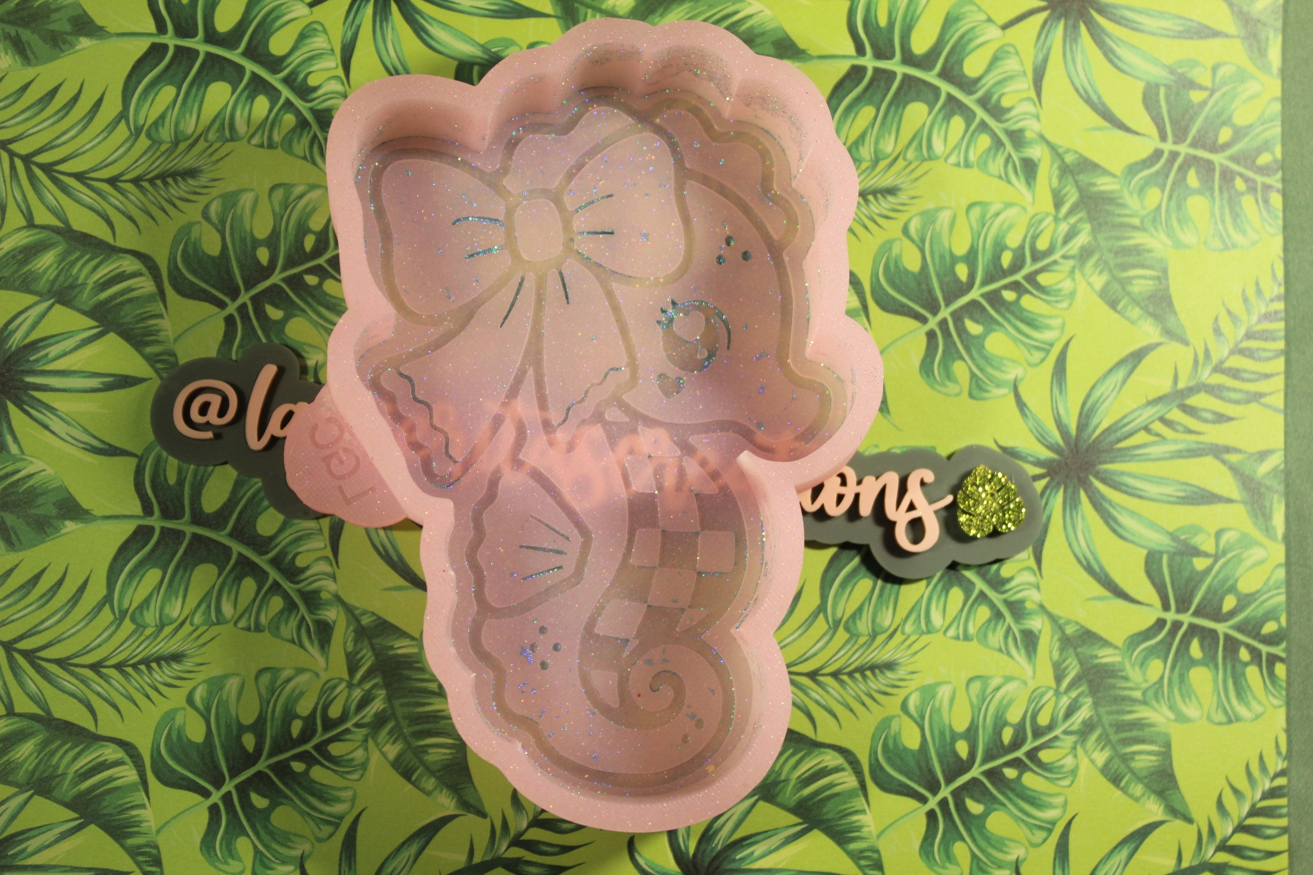 Coquette Seahorse Mold 🌊🎀