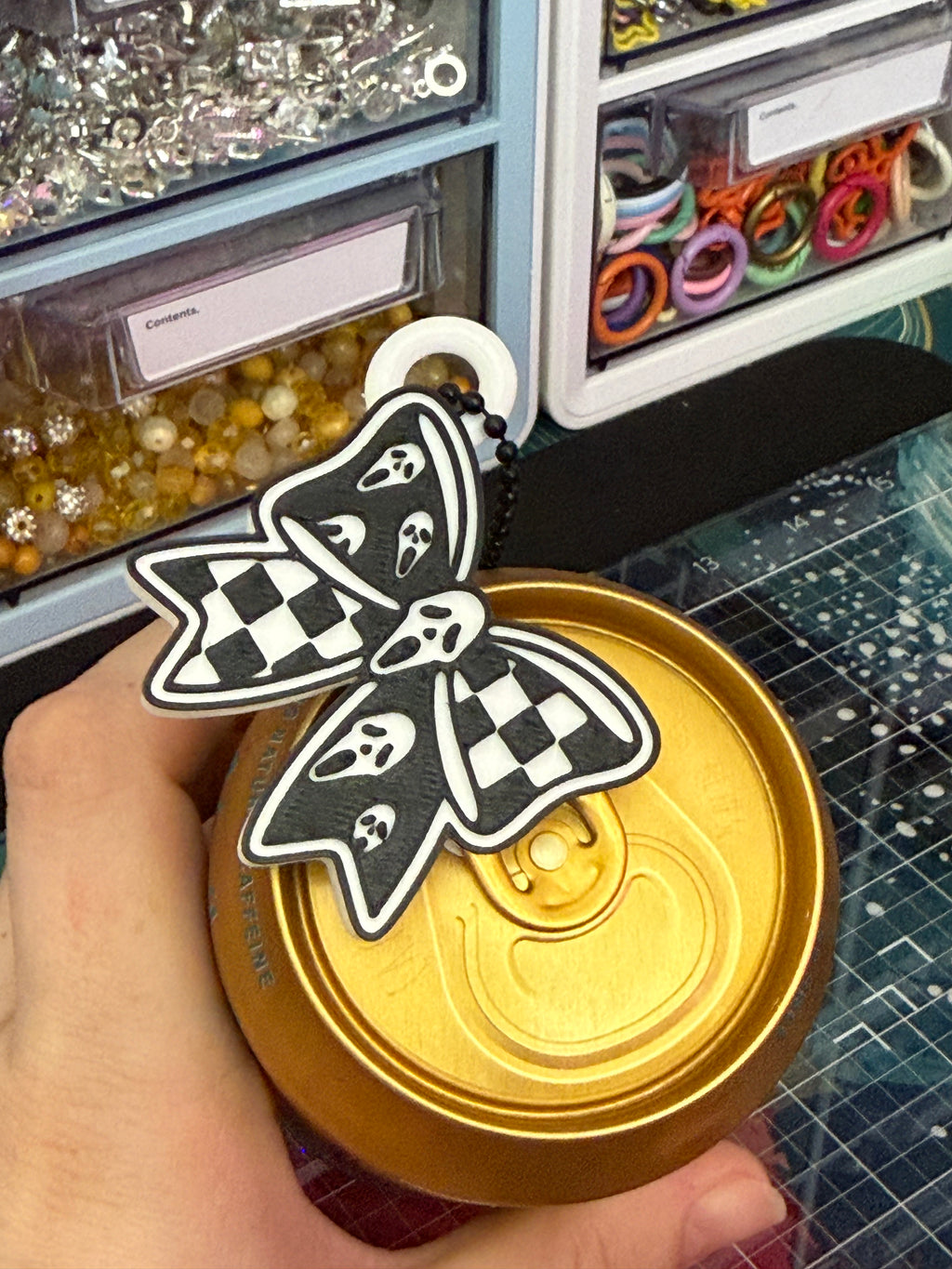 Screaming Bow Tab Opener