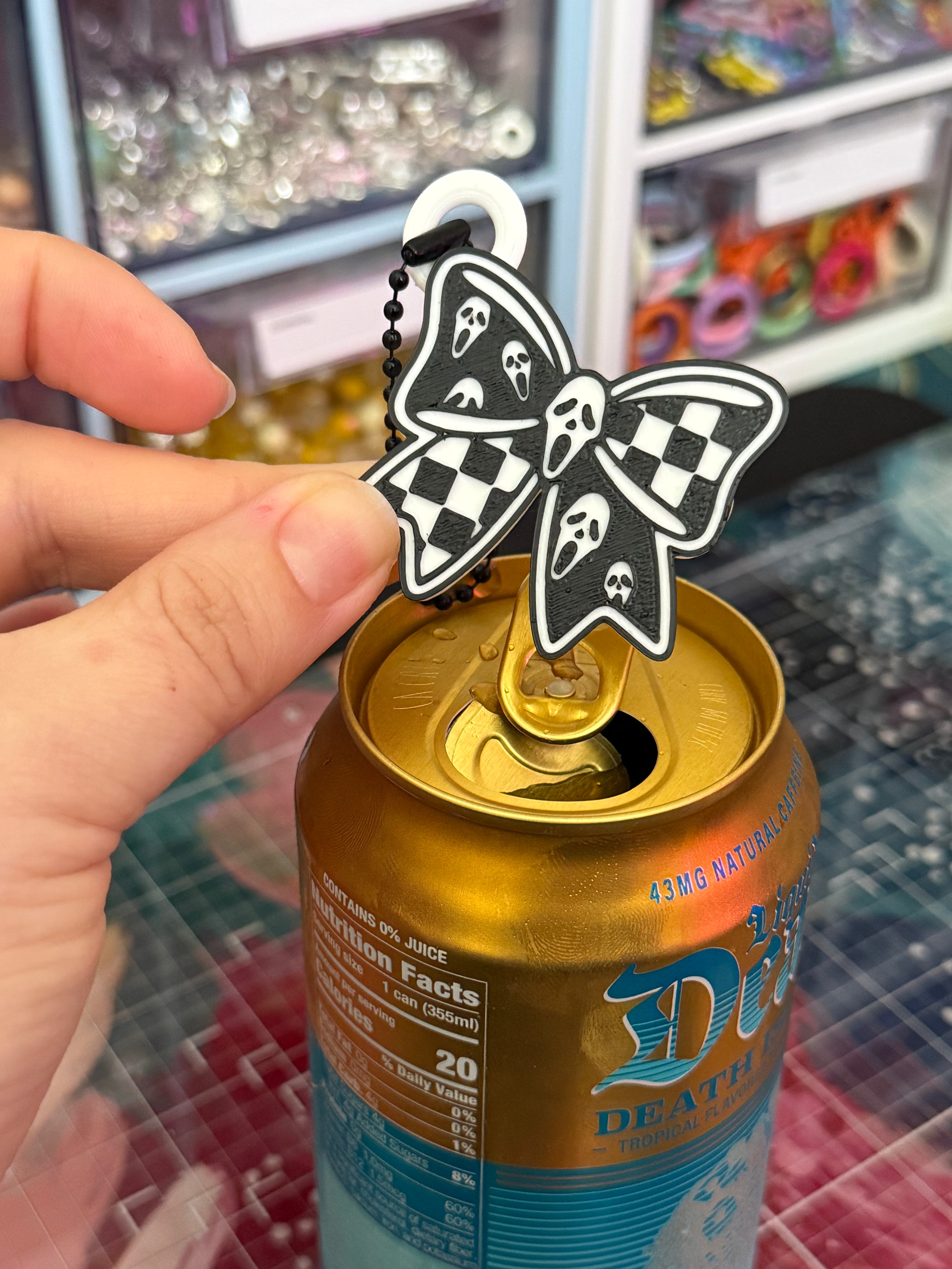 Screaming Bow Tab Opener