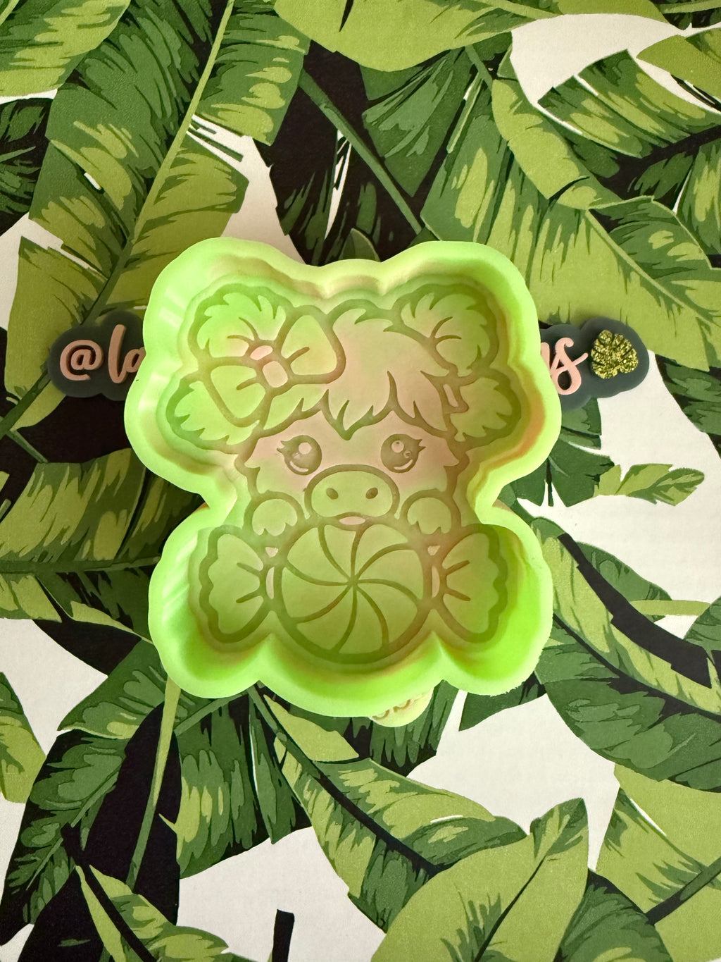 Kawaii Highland Cow Candy Freshie Mold